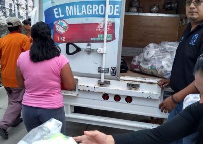 Ayudando a la Comunidad Primarios